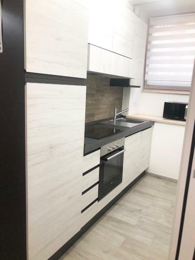 Delizioso Appartamento In Via Di Monte Verde Rome Exterior photo